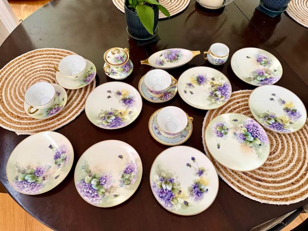Antique Thomas Bavaria Porcelain Tea & Dessert Plate Set - 16 Pc